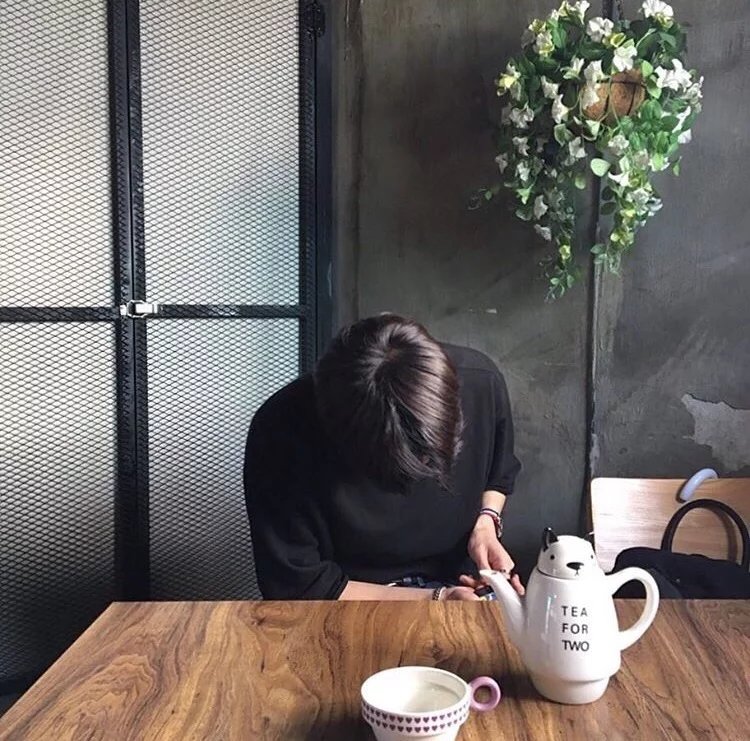 弘娇琳中