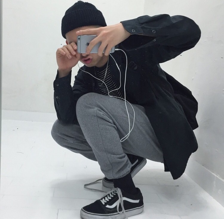 闻启蓝巧