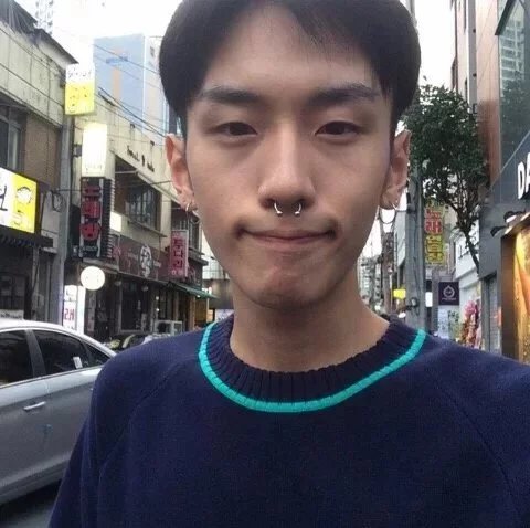 吕容清馥