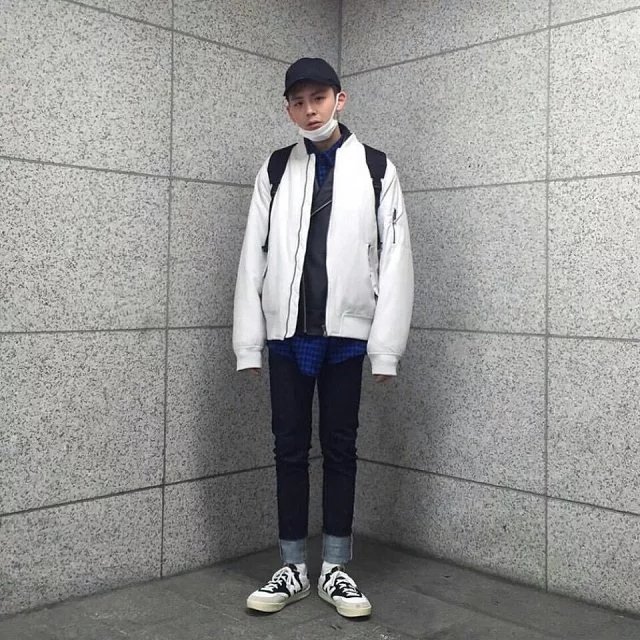 古伯哲群
