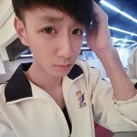 霍娟言露